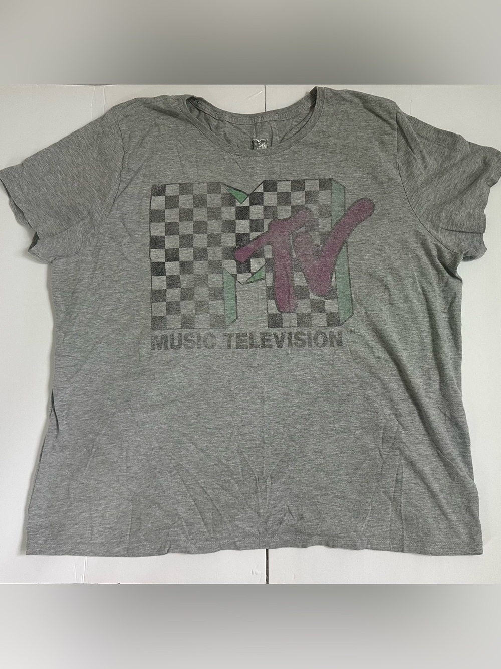 MTV Distressed Retro Logo Graphic T-Shirt Gray Women’s 3XL Y2K Cotton 2000s EUC